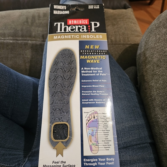 Homedics Thera P Magnetic Insoles with Gray Pattern - Picture 1 of 3